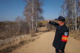 坚守者｜塞罕坝护林员张振江：每天巡山12公里，已离不开图片