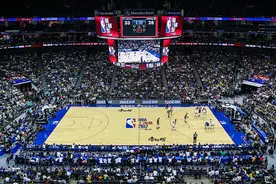 特写｜票价炒高5倍还一票难求，火爆中国赛都要感谢库里吗图片