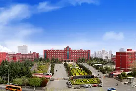 建校25年桃李满天下 青岛滨海学院校庆公告图片