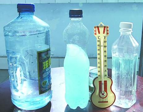 冬天汽车玻璃水会结冰吗 玻璃水结冰喷不出来怎么办