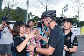 中国环法第一人计成：盼更多人参与自行车运动图片