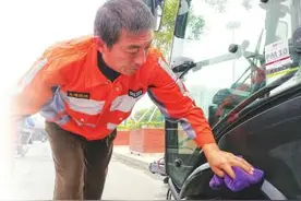 「身边好人」马洪亮：我愿为环卫工兄弟代言图片