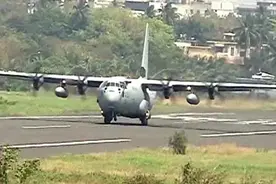 印度空军再演练战机公路起降，高原专用运输机首次参演图片