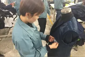 十九大时光丨杨小琴：从纺织新人成为质检能手图片