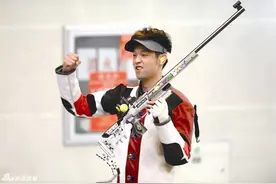 揭秘朱启南成长幕后故事 看完就明白他为啥能成冠军图片