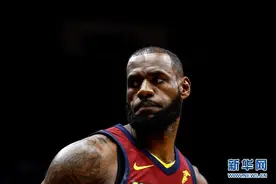 NBA常规赛：骑士不敌鹈鹕图片