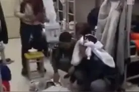 高校学生寝室里“办丧事”：恶搞也得有个限度图片