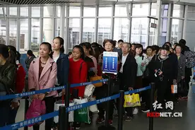 衡阳直飞厦门、青岛、贵阳、济南、南宁五条往返航线通航图片