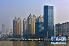 驻鄂央企中建三局三公司晋级“三特三甲”企业图片