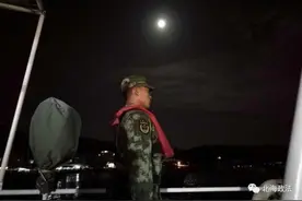 广西海警官兵的别样长假图片