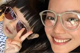 舒淇分享侄女玩口红的萌照 却引来喷子留恶言诅咒图片