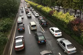 下月起石家庄主城区 将限行国Ⅰ、国Ⅱ机动车图片