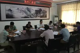 自治区检察院反贪局侦查处长到柳城院指导办案工作图片