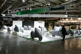 「米兰展」贝纳利TRK 251、幼狮250、752S、新302S有点意思！图片