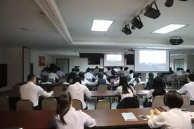 「工作动态」惠州中院在中国银行惠州支行开展“法治大讲堂”普法宣讲活动图片