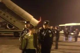 新闻早班车丨川航8952疑被劫机降落长沙 湖南警方回应图片