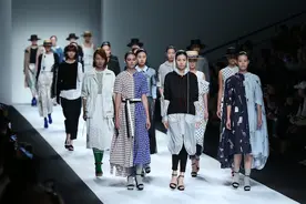 设计师眼中的都市女性图片
