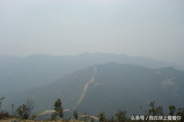 本来没有路,走的人多了就走出了一个“金凤凰”——珠海凤凰山