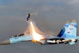 F35战机的弹射座椅英国制造，看看这椅子质量如何好？