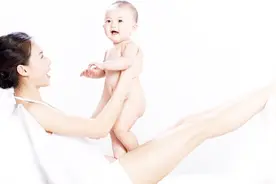 哺乳期的妈妈该如何减肥？几个瑜伽动作帮助你塑造产后好身材视频封面