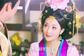 隋唐英雄：杨妃让皇上去打猎，她勾结李镇宗想除掉皇上，此女真毒图片
