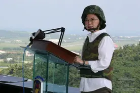 蔡英文演练自己安全逃亡后向百姓发表“抵抗动员” 声言绝不屈服图片