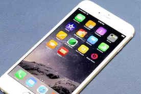 iphone机身底部的小圆孔是干什么的？很多人不知道它的作用视频封面