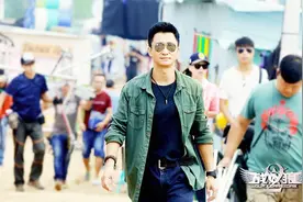 吴京导演的《战狼2》遭中戏老师批：心理变态，毫无逻辑！