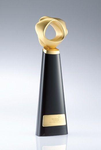 浓缩版精神堡垒——个性奖杯设计集合,你值得拥有!