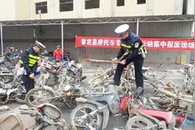 摩托车报废后被低价收购，翻新后重新流入市场获取暴利视频封面