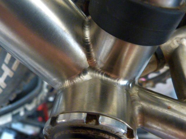 鱼鳞纹状钢制打孔板