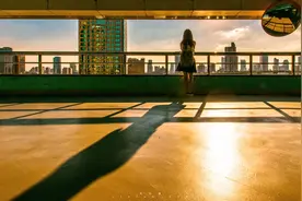 那天我见到了你，而我没有告诉你图片