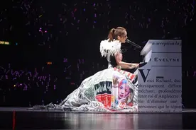 薛凯琪《给十年后的我》：“那时候的你变了模样吗”图片