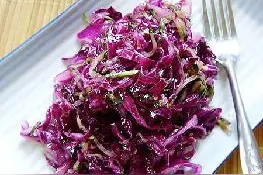 紫甘蓝没事菜谱推荐 紫色美食好看又好吃图片