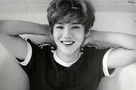 鹿晗，一个眼睛里有星星的大男孩图片