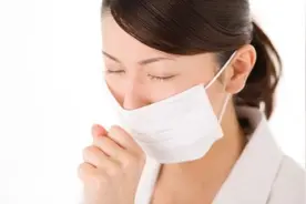 因为感冒时吃了这些东西，我被送进了急诊室！图片