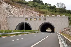 如何在隧道中安全驾驶，这几点至关重要！图片