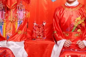 各地特色婚礼洞房习俗，当中不乏有趣、感动、搞笑甚至奇葩...图片