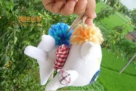 DIY手工袜子娃娃制作-跟我学做袜子做小猪图片