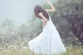 总有某个瞬间，让你想起那个人图片