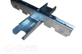 新房吊顶如何选龙骨？装修后的人肠子都悔青了图片