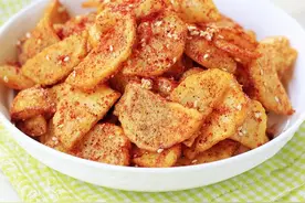 让你见识风靡街头的大锅洋芋，麻辣酥香，盘子都吃光了！图片