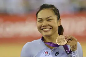 自行车世锦赛中国香港女将李慧诗摘银 俄罗斯猛女卫冕图片