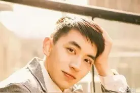 一枚三观尽毁的柴鸡蛋，却勾出了粉丝的耿直心图片