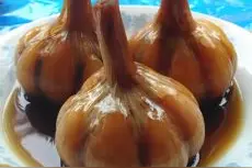 腌糖蒜，酸酸甜甜脆脆的糖蒜，是这样一步步腌制而成的图片