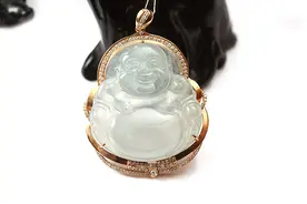 冰种翡翠玉佛，一生即是一场修行图片