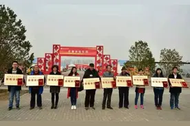 福利--100张草莓采摘券开抢！图片