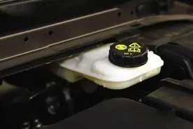 制动液多长时间需要更换，你知道吗？图片