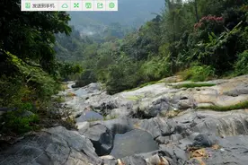 高州双龙山连绵起伏，驰骋百里图片