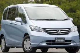 7座车买不起汉兰达怎么办，本田最新7座版飞度只需9万图片